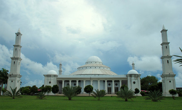 Masjid_Akbar_At_taqwa_Bengkulu_by_bengsin